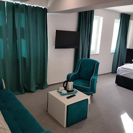 Hotel Sax Gracanica Gracanica  ภายนอก รูปภาพ