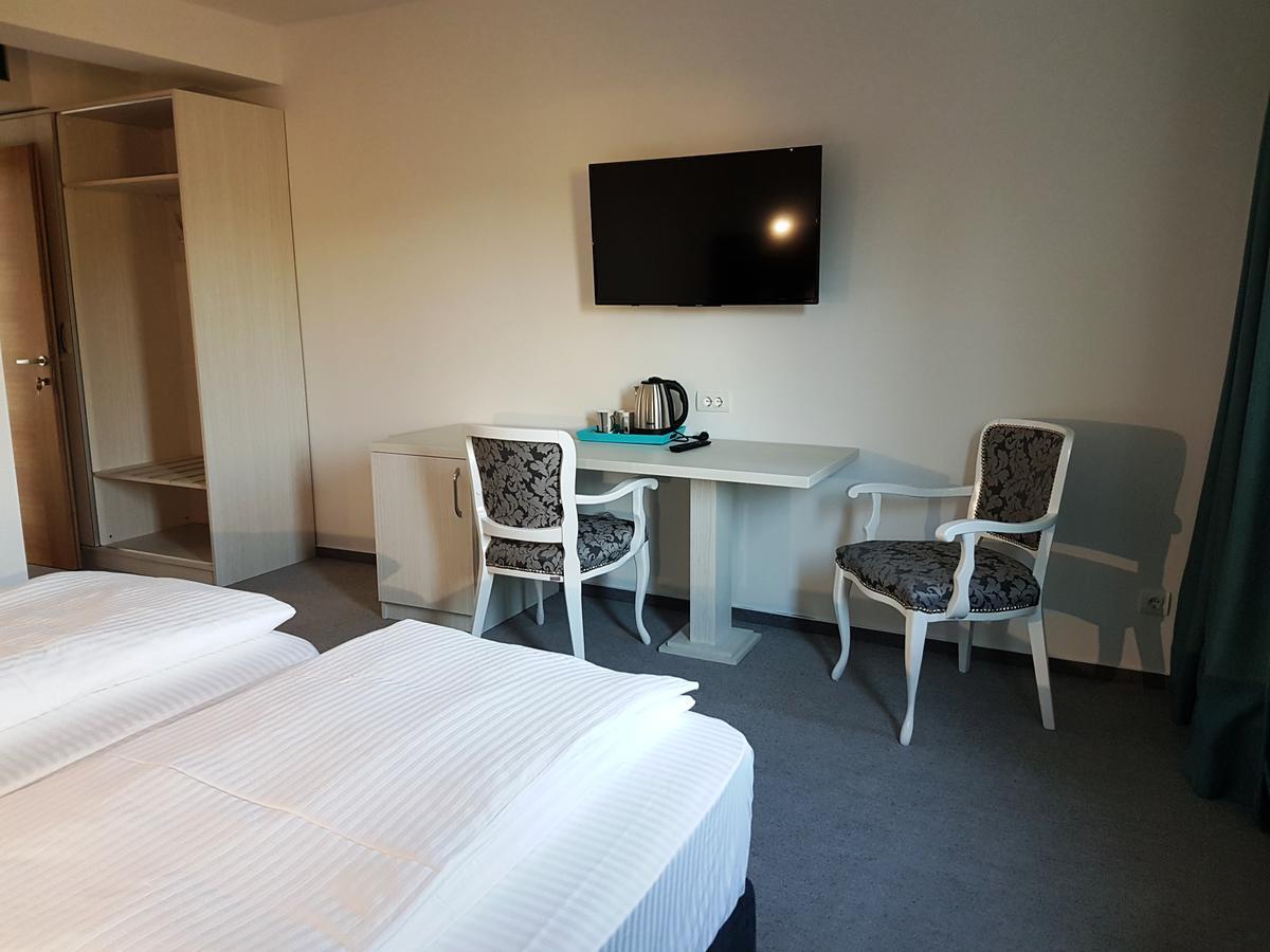 Hotel Sax Gracanica Gracanica  ภายนอก รูปภาพ